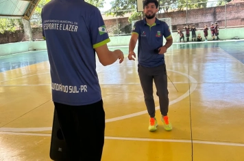 Foto - Etapa final e premiação da 1• Copa Regional de Futsal de Base