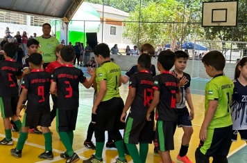 Foto - Etapa final e premiação da 1• Copa Regional de Futsal de Base
